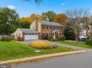 16504 Kipling Rd, Rockville, MD 20855