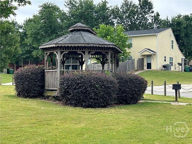 197 Bridgewater Cir — Photo 21