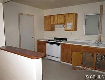 2nd image of 3144 Samuel St