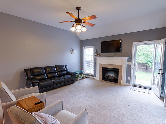 4th image of 4820 Hammock Dr