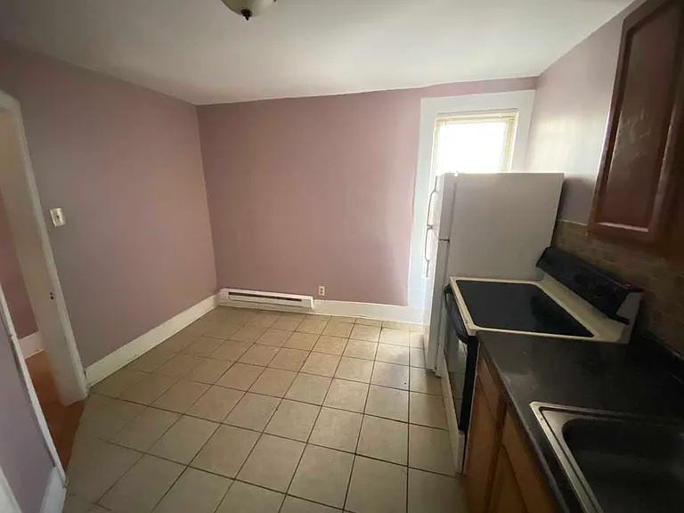 1833 W Rockland St #2 — Photo 13