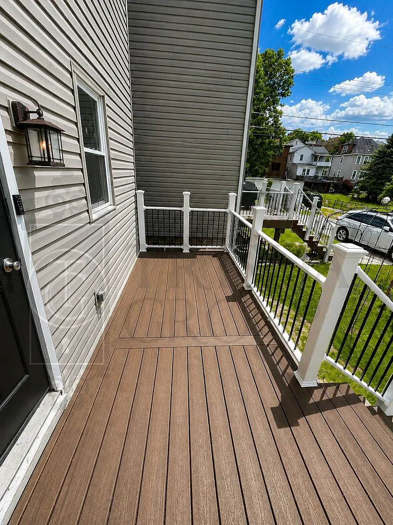 Avail Aug 15th: Mt Washington Single Family Home, Off Street Parking, AC, In Unit Laundry, Deck, ... — Photo 3