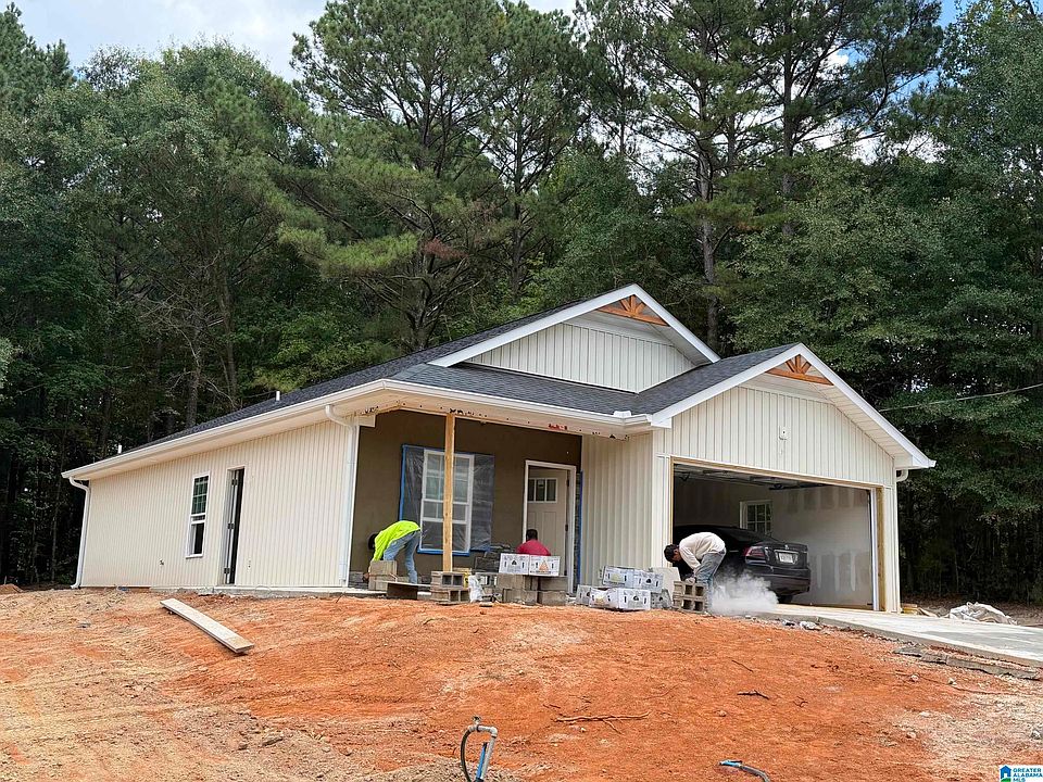 1st image of 591 Roy Parris Rd