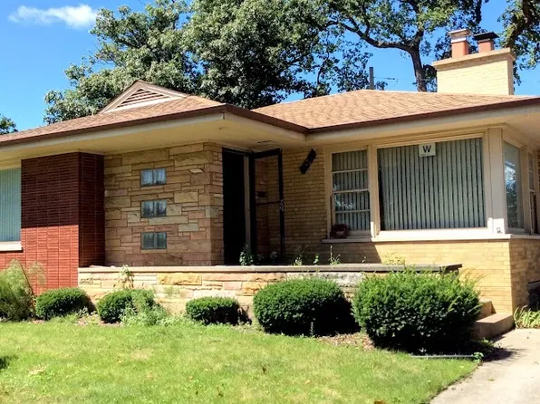 (undisclosed Address), Riverside, IL 60546