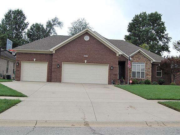 3rd image of 8307 Grandel Forest Way