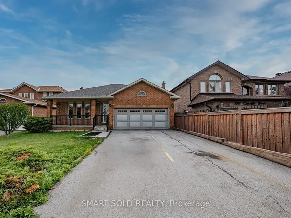148 Castlehill Rd, Vaughan, ON L6A 1N7