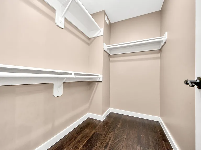 3210 Shadowwalk Dr — Photo 38