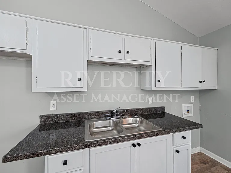 3520 Pueblo Ave — Photo 9