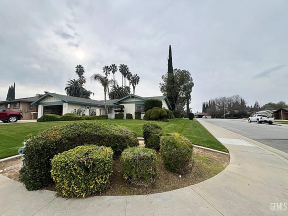 2nd image of 3212 Sunview Dr