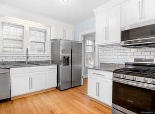 108 Ardmore Rd #108, West Hartford, CT 06119