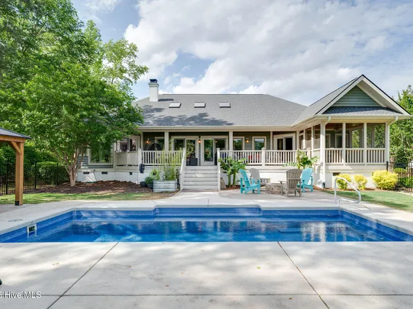 164 Firefly Drive, Wallace, NC 28466