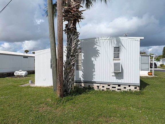 3rd image of 918 Reed Canal Rd Lot 267