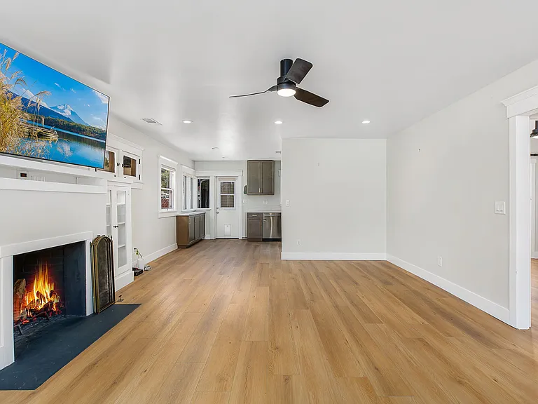 3844 Linwood Pl — Photo 21