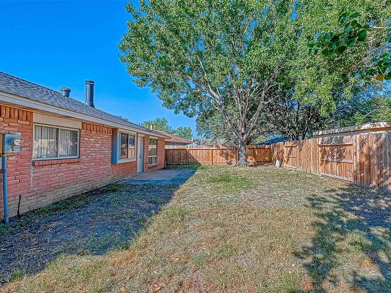 24130 Silversmith Ln — Photo 33