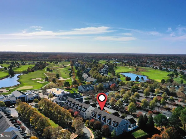 8 Village Green Dr, Ocean View, DE 19970