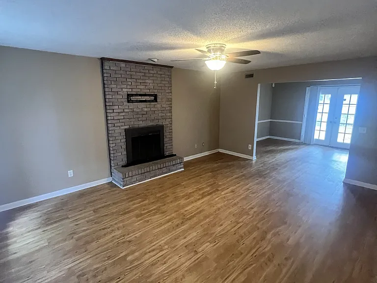 13 E Chadwick Cir — Photo 6