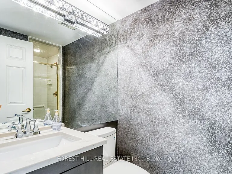 1818 Bayview Ave #704 — Photo 26