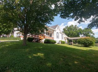 7421 E Pennington St NE, Lanesville, IN 47136
