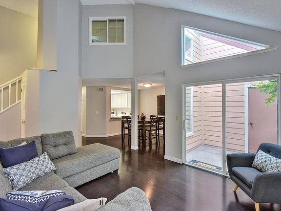 2nd image of 291 Sumba Ct