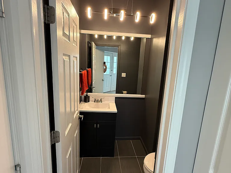 384 Hunterdon Ct #384 — Photo 8