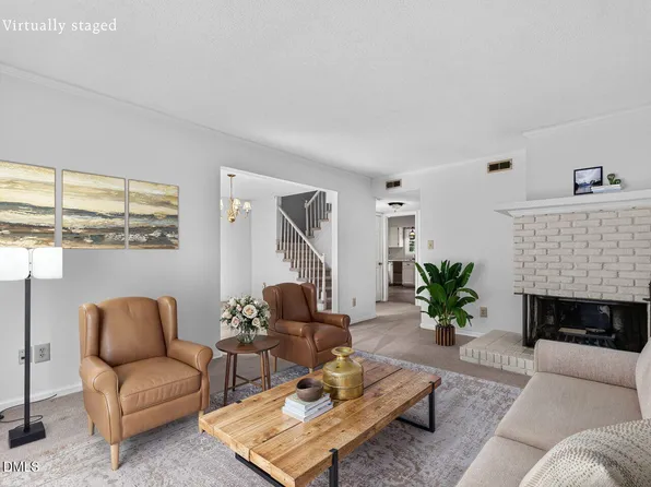 833 Kensington Dr, Cary, NC 27511