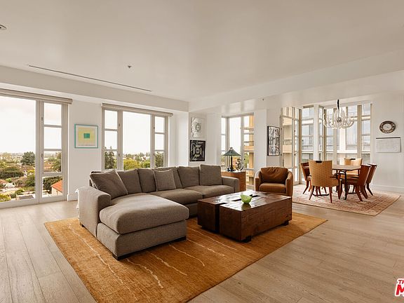 2nd image of 10580 Wilshire Blvd APT 5SW