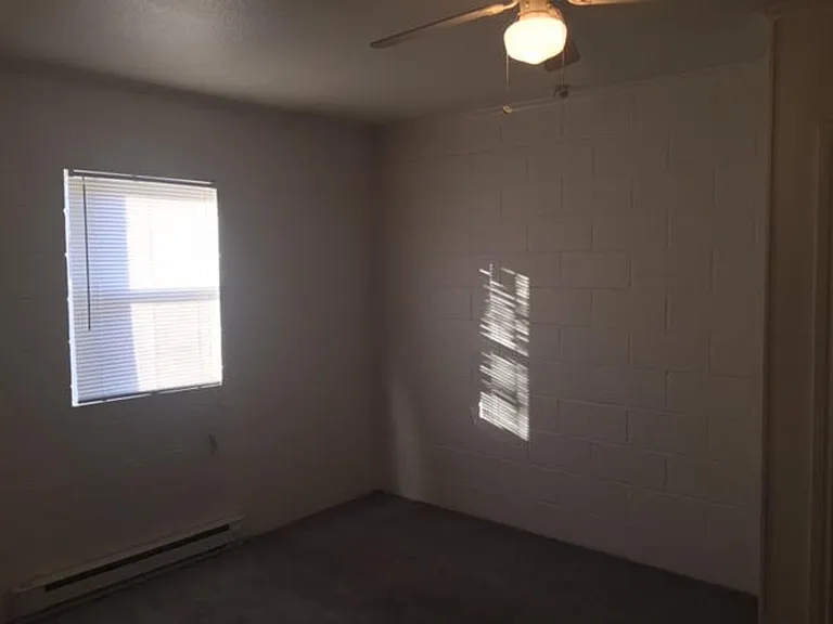 827 E Shawnee St #B — Photo 13
