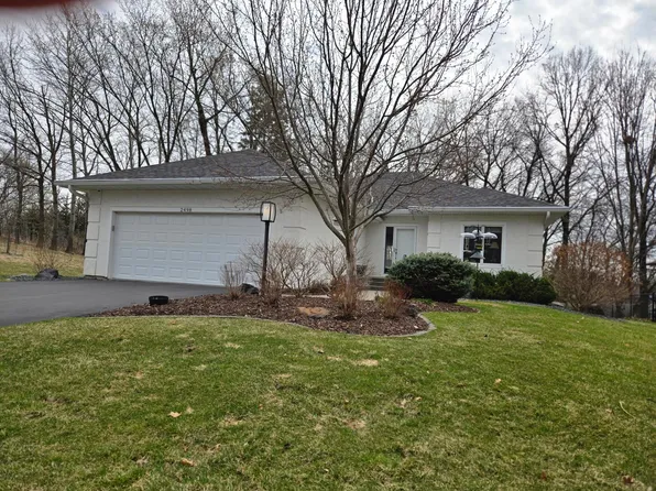 2498 Hillwood Dr E, Maplewood, MN 55119