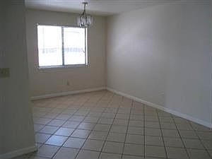 5th image of 3260 Del Paso Blvd