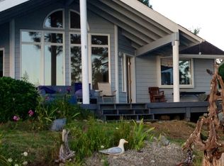 3837 Tracyton Beach Rd NW, Bremerton, WA 98310