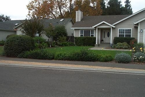 1st image of 3 Stags View Ln