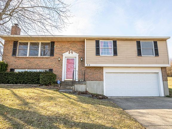 2nd image of 39 Kensington Dr