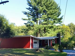 21 Tassielli Dr, Walden, NY 12586