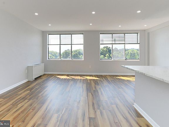 4th image of 6641 Wakefield Dr APT 712