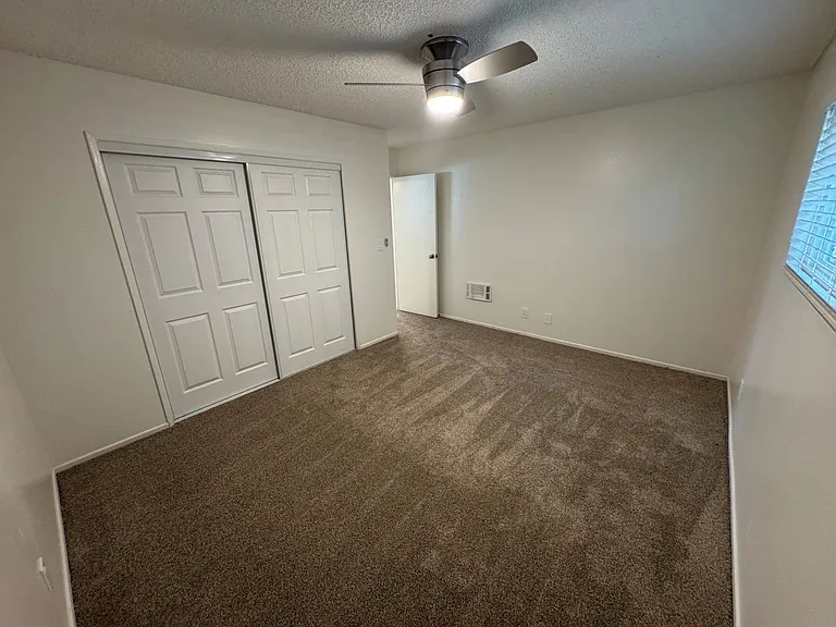 711 E. Pleasant Street — Photo 13