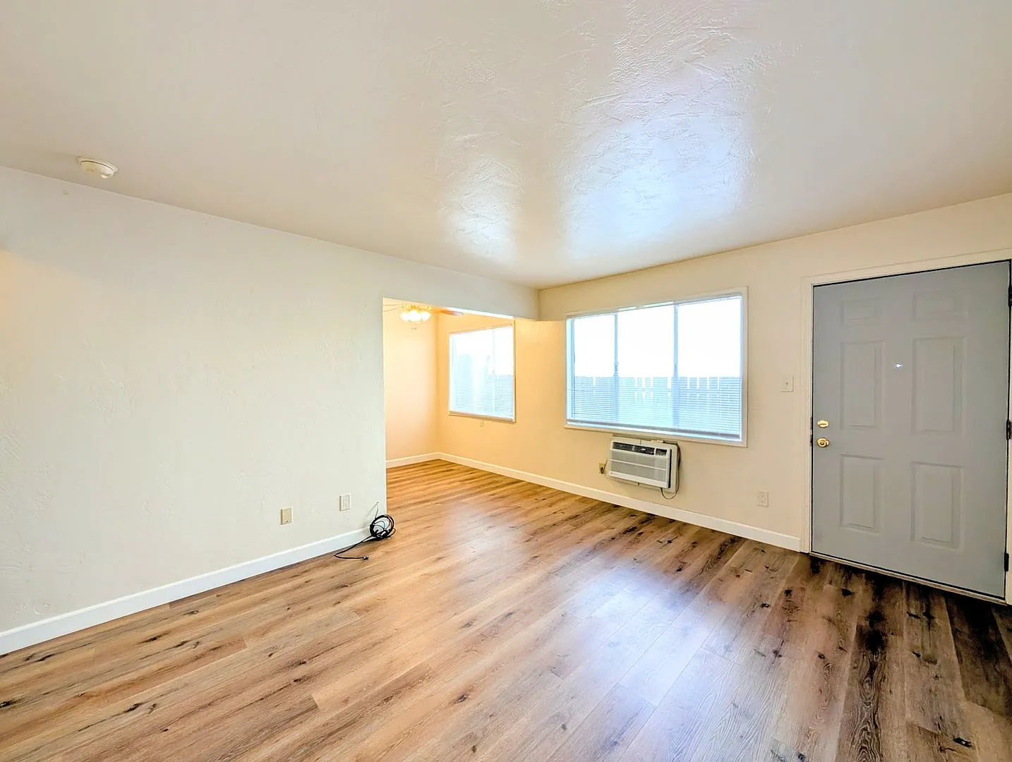 1126 T Street — Photo 4