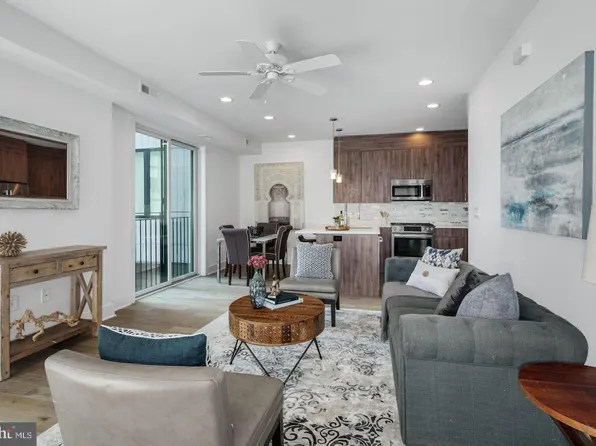 634 N 5th St APT 9, Philadelphia, PA 19123