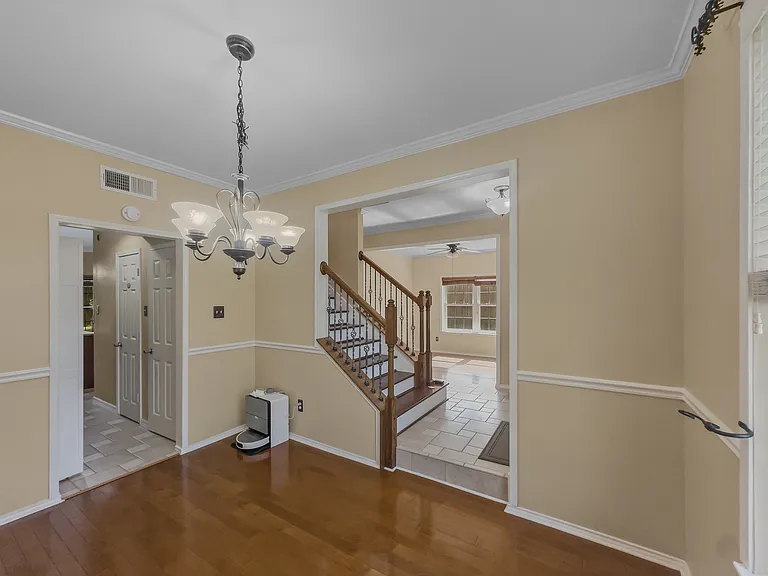 632 Teakwood Dr — Photo 4