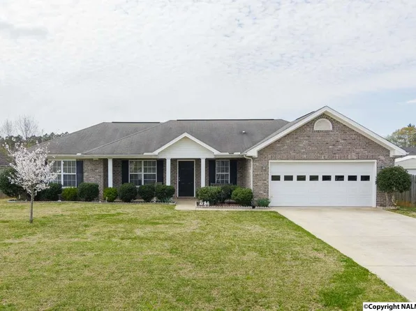 214 Calla Lily Dr, Harvest, AL 35749