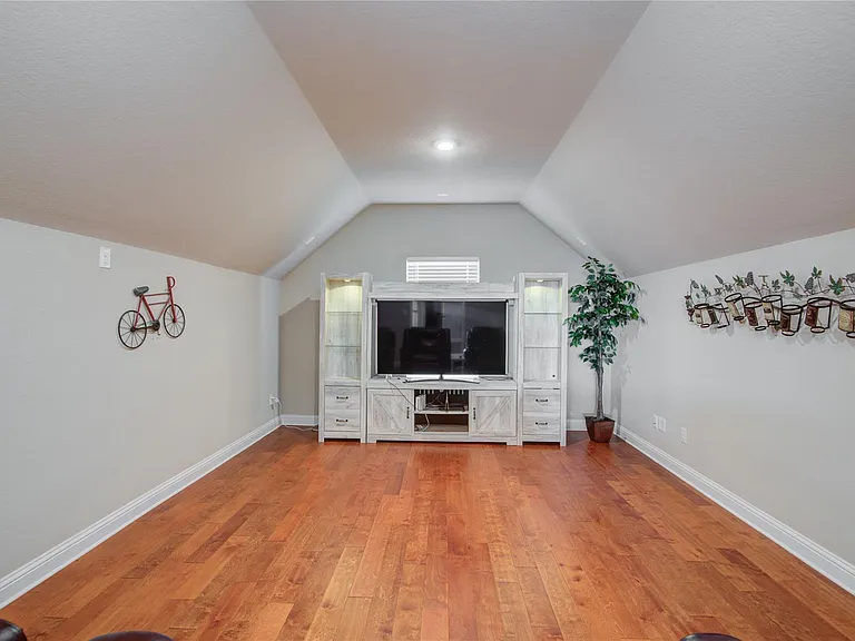 12902 Oak Falls Dr — Photo 41