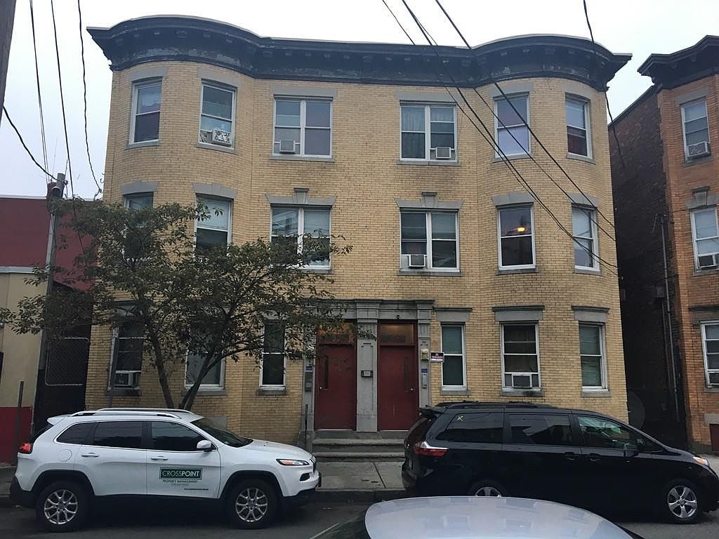 243 Chestnut St, Chelsea, MA 02150 Zillow