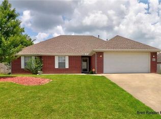 4413 Warwick Cv, Springdale, AR 72762