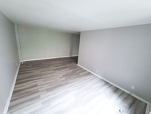 5th image of 6218 Riverdale Ave #5N