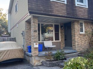 558 Lancelot Cres, Oshawa, ON L1K 1K1