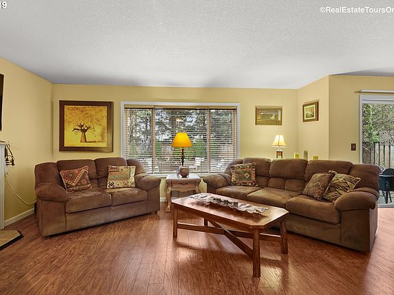 4th image of 41882 NW Broadshire Ln