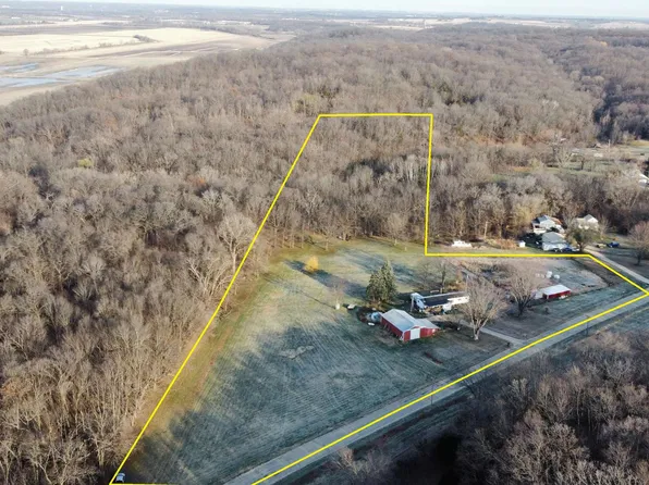 13545 Three Mile Rd, Savanna, IL 61074