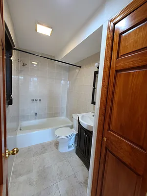 Rented by Redefined Real Estate | media 14