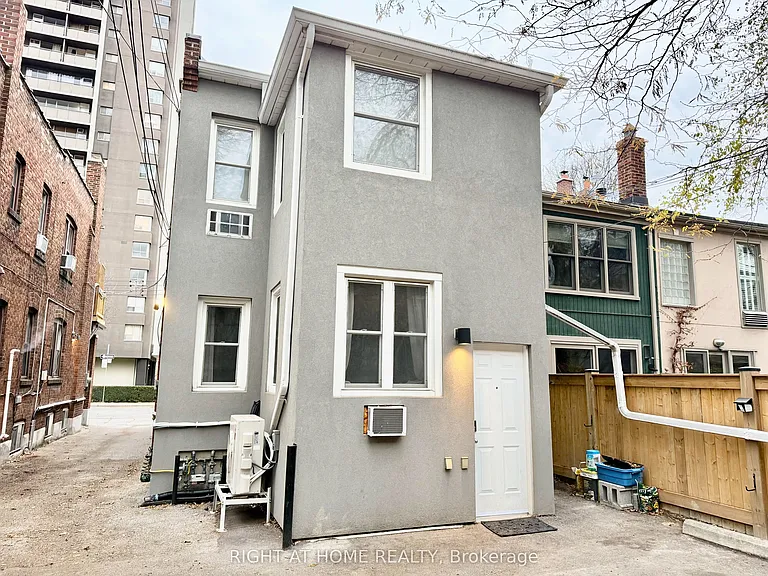 25 Hillsboro Ave #LOWER — Photo 14