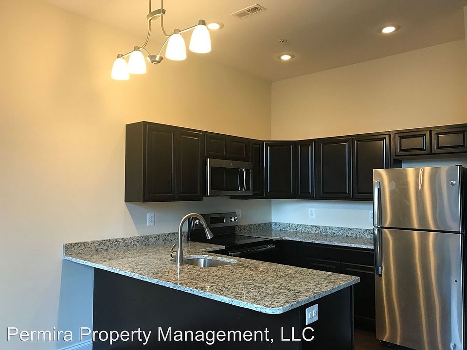 2nd image of 115 N Charles St APT 204