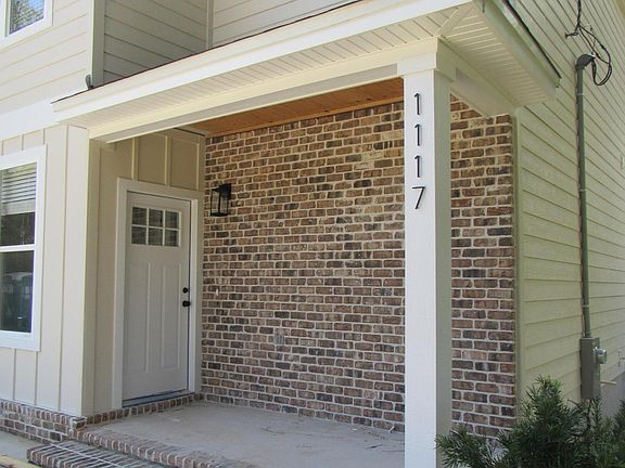 3rd image of 1117 Phyllis Ave